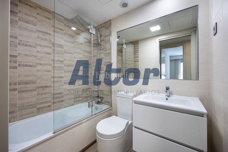 Foto 562f16ac-006d-4bf5-bd8f-21c0f486db14. Pis amb aparcament piscina a Las Tablas Madrid