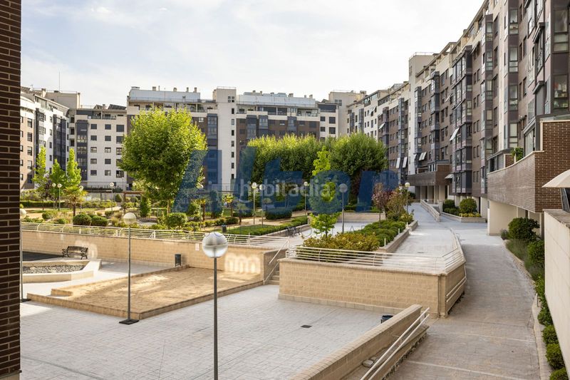 Foto 530b2b92-6b0c-4001-b578-2c0639aad86f. Àtic amb calefacció aparcament piscina a Las Tablas Madrid
