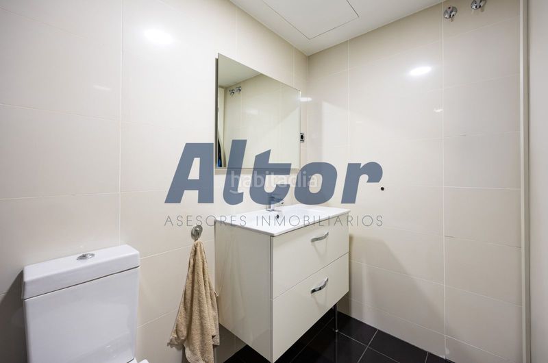 Foto bf9ca342-358d-4edf-9395-87e5bc7cc9f5. Àtic amb calefacció aparcament piscina a Las Tablas Madrid