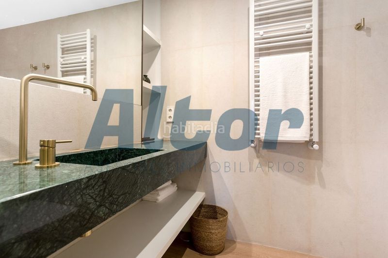 Foto 0ab050f8-5c15-45e7-be02-a94a2c3c2ad2. Piso en Justicia-Chueca Madrid