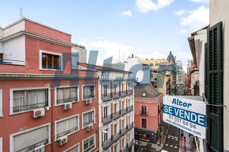 Foto 2dcc46cb-8340-44e3-a43b-fae52dc22303. Piso en Justicia-Chueca Madrid
