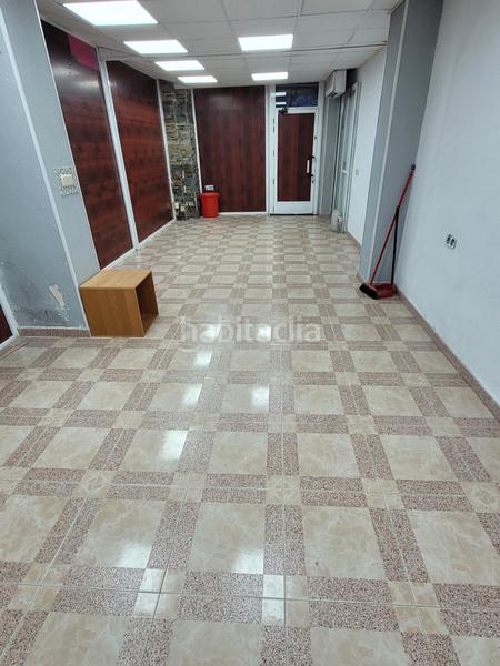 Foto 75c2dc93-e42a-4ab1-a354-189c7a0b059f. Lloguer local comercial a avenida de las provincias 14 a Fuenlabrada