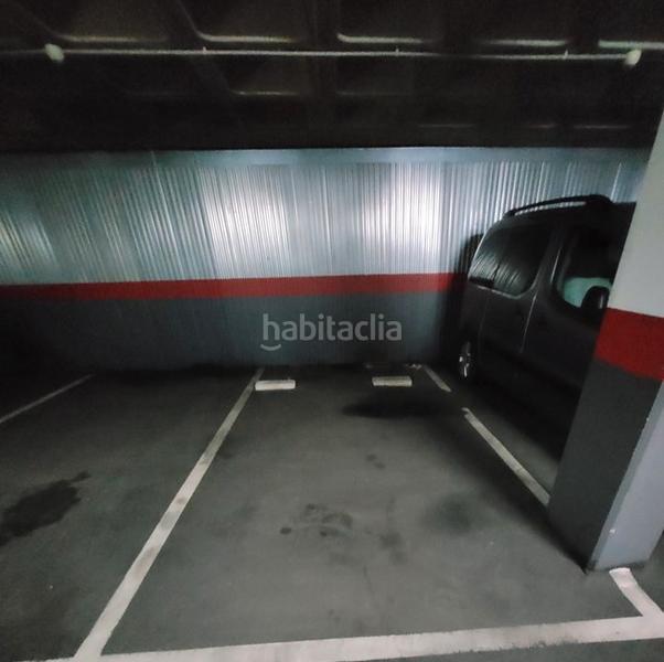 Foto 89131c98-73a4-4447-8bbc-d8f1a1b94254. Parking coche en calle de valladolid 8 problema de aparcamiento????? en Fuenlabrada