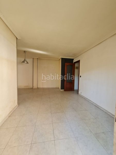 Foto b711a886-ecdc-41b2-8e73-851b3cd3cc2c. Pis a calle de colombia 26b a La Avanzada-La Cueva Fuenlabrada