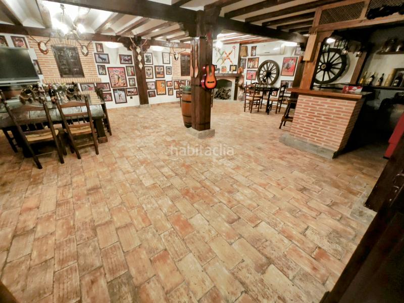 Foto 5fbf8686-5eb9-4a13-8609-d1c85cdbf913. Chalet en calle de la mariblanca 14 impresionante chalet independiente a 20 minutos !! en Móstoles