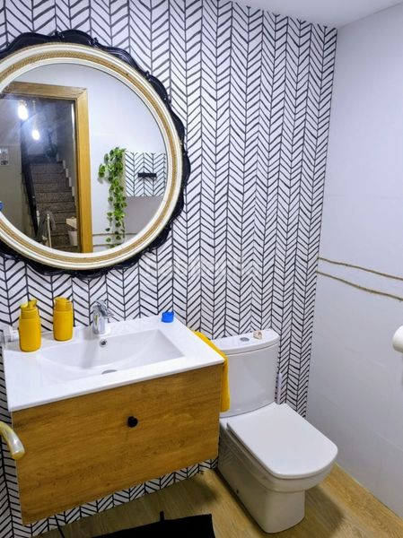 Foto 8da63ac0-88cc-4705-bdc3-e02af5fa5257. Casa adossada amb calefacció aparcament a Centro Móstoles