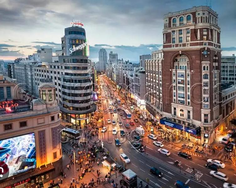 Foto 5dbbdde2-dfcf-47be-af77-3fe3ffd40044. Local commercial avec chauffage dans Sol Madrid