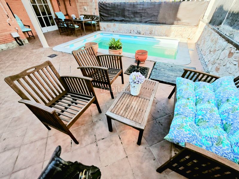 Foto b1f3034b-68da-4330-8635-71a1caa46f26. Chalet precioso chalet seminuevo en casco urbano!! en Navalcarnero