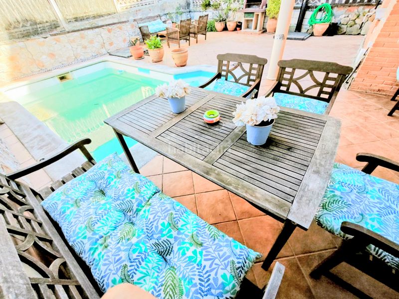 Foto b419efc3-71bc-42f4-958a-197f558aaccf. Chalet precioso chalet seminuevo en casco urbano!! en Navalcarnero