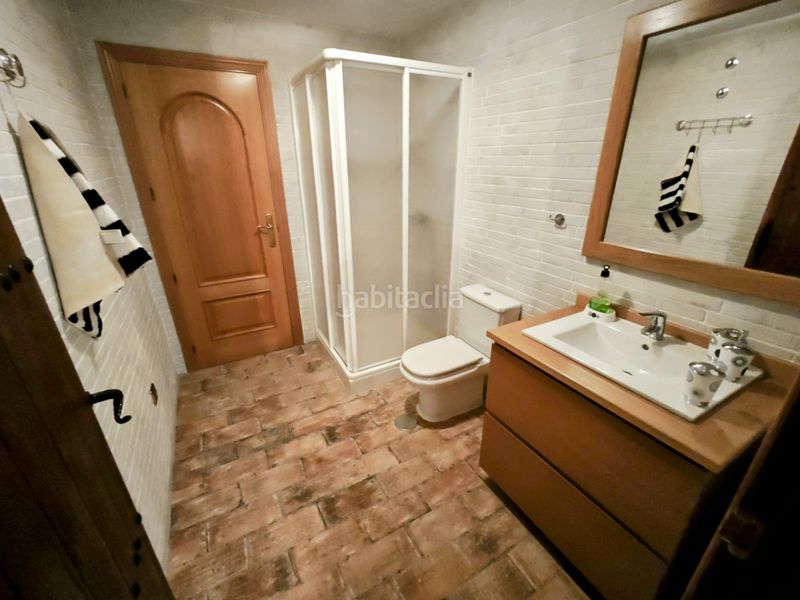 Foto 5f8987a6-0d1a-4939-9ea9-eaa75019dd90. Xalet a calle los nardos 6 a Valderas-Los Castillos Alcorcón