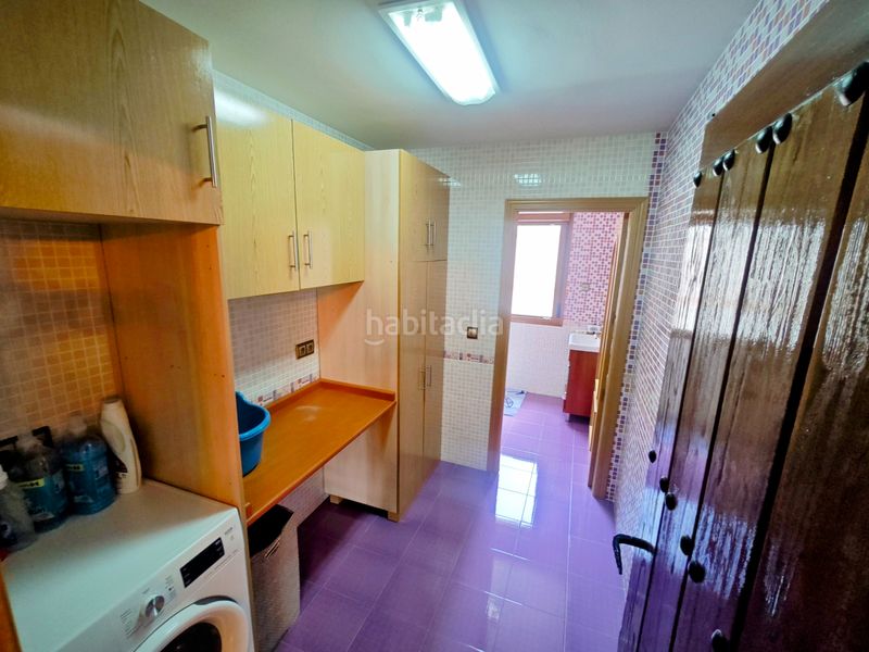 Foto e274d826-86e7-49e1-8a0e-edb7464a3cf7. Xalet amb xemeneia calefacció aparcament piscina a Arroyomolinos