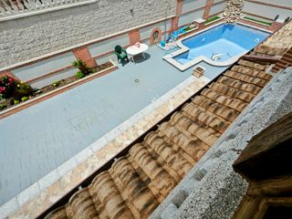 Xalet a Urbanización El Mediterráneo. Chalet independiente con piscina a 15 minutos de arroyomolinos??