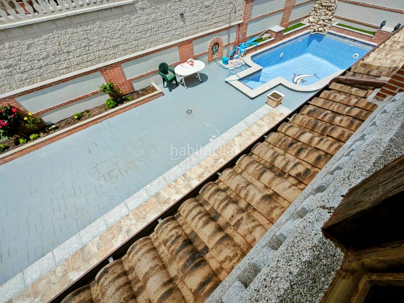 Foto e3285bd9-80c2-4844-913c-eb5671db20b9. Xalet amb xemeneia calefacció aparcament piscina a Arroyomolinos
