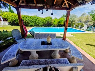 Chalet en Casar de Escalona (El). Precioso chalet independiente con piscina!!!