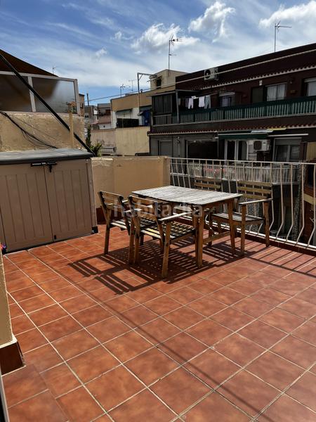 Foto 20265382-fdee-4679-abd8-86a537c0937a. Alquiler ático  con gran terraza en Prosperitat Barcelona