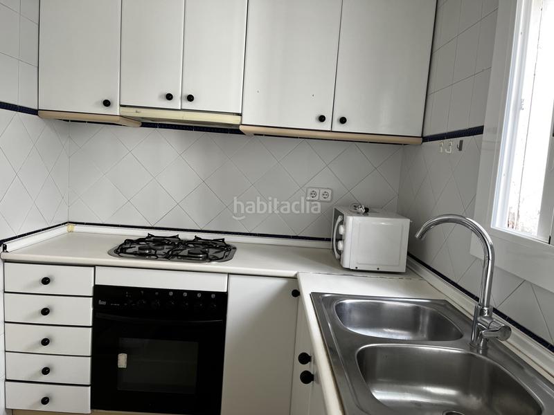 Foto c5cd8658-93dc-484b-b0b6-eb91160d2c96. Alquiler ático  con gran terraza en Prosperitat Barcelona