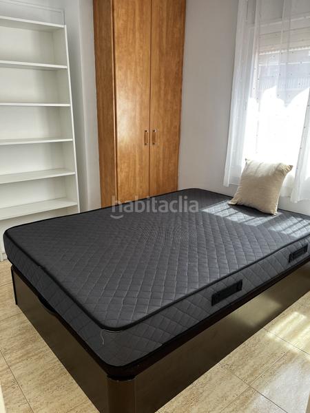 Foto fa46d04c-d539-4000-9e7f-f7c3f370b976. Alquiler ático  con gran terraza en Prosperitat Barcelona