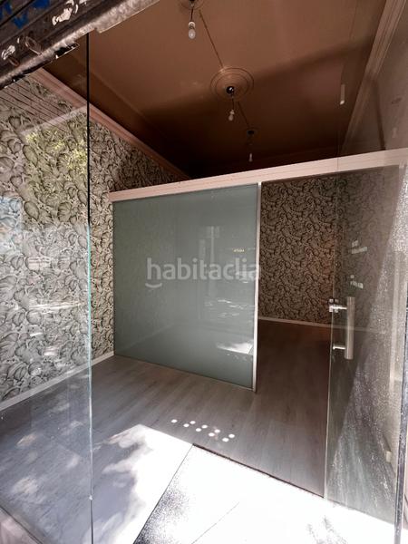 Foto 9a94a60b-3e92-427a-9c77-8263b945dcb5. Local comercial  al lado de la sagrada familia en Barcelona