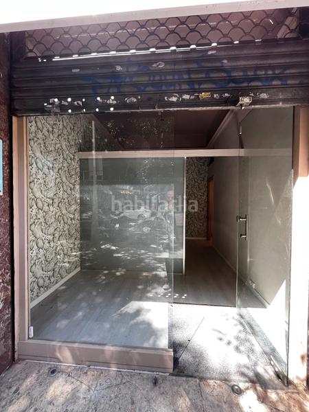 Foto e0d2fb7c-ff5b-4e17-9a9d-53c2f629ef72. Local comercial  al lado de la sagrada familia en Barcelona