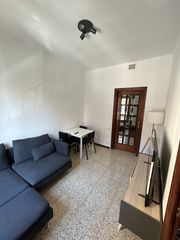 Affitto Appartamento in Sagrada Família. Piso de 3 habitaciones dobles en la sagrada familia – amueblado