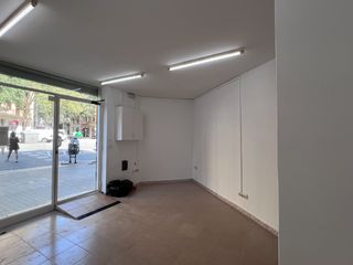 Lloguer Local Comercial a Dreta de l�Eixample. Local comercial en alquiler � arag� / roger de flor