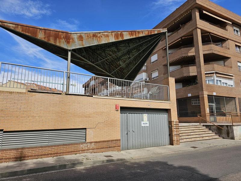 Foto db7f9666-e945-4b1d-aa01-4e14fde19f3f. Alquiler parking coche en Santa Teresa-Vista Hermosa Toledo