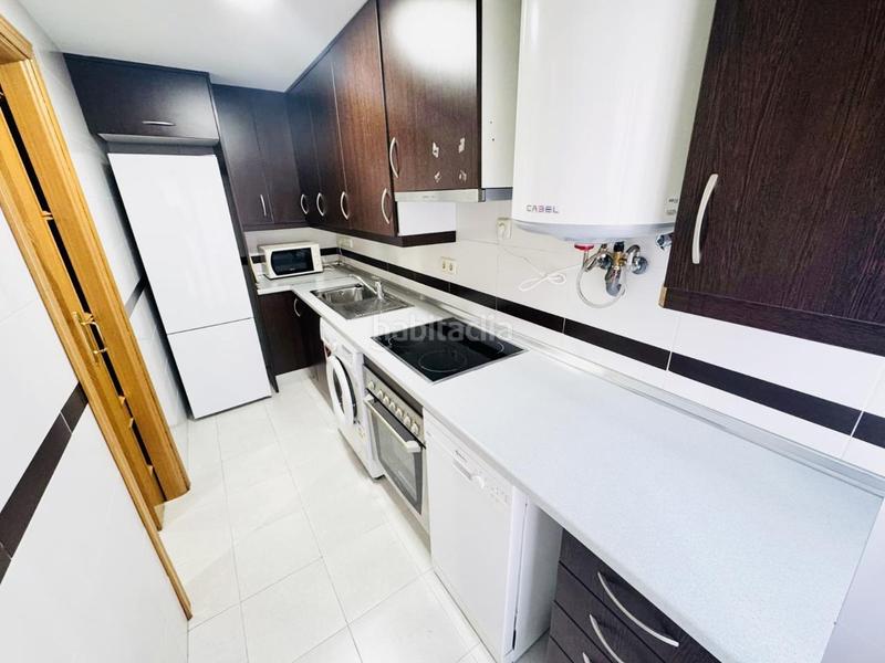 Foto f13dc48b-12ab-430f-90ac-540c7b11eb1a. Zweistöckige wohnung mit heizung in Casco Histórico Toledo