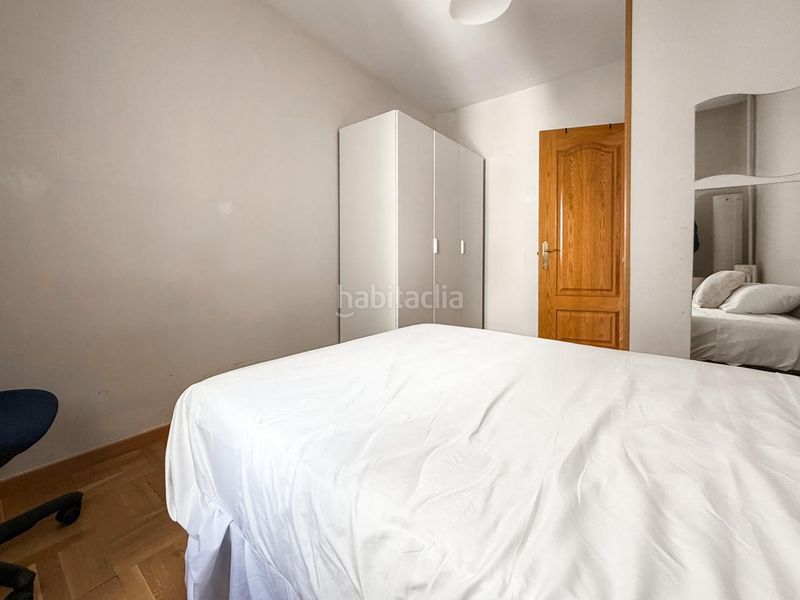 Foto a2d8da04-0b8b-4120-8723-50d76acff2b8. Pis amb calefacció a Guindalera Madrid