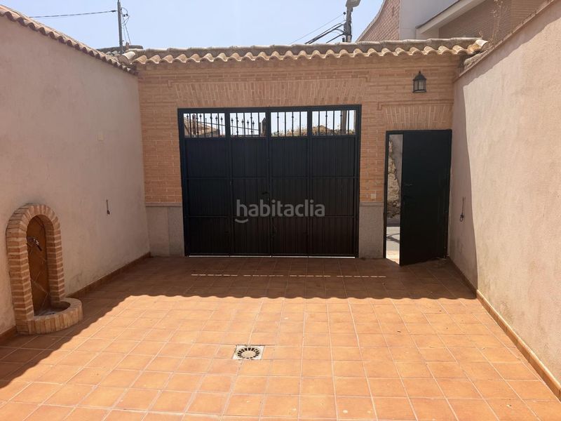 Foto 4fead53a-c0b7-406d-a3ef-874d7ec9da6b. Casa amb calefacció aparcament a Menasalbas