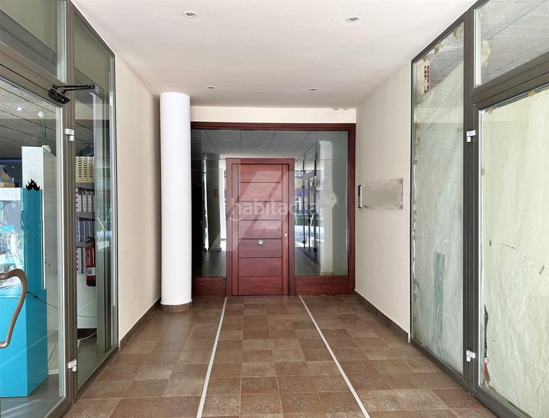 Foto 52f02ff6-a5cc-485a-8b30-9d7a3c1b5dfe. Local comercial en Teulada