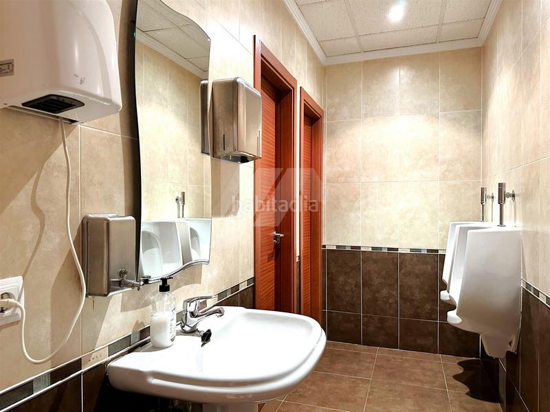 Foto dd4c8e88-da9b-40eb-bd1e-96c1f82f1810. Local comercial en Teulada
