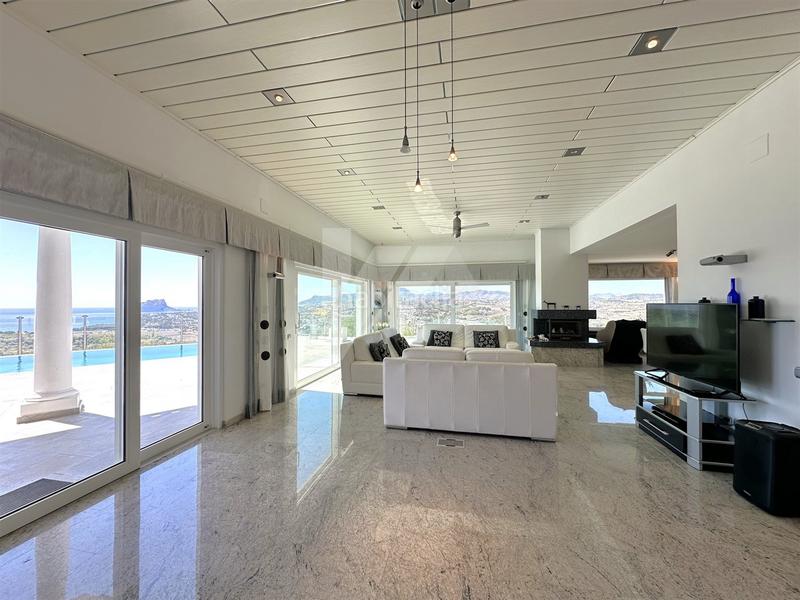 Foto 8a26ee1f-ff56-4bba-91ae-3be42047839d. Chalet mit heizung parking pool in Paichi Moraira