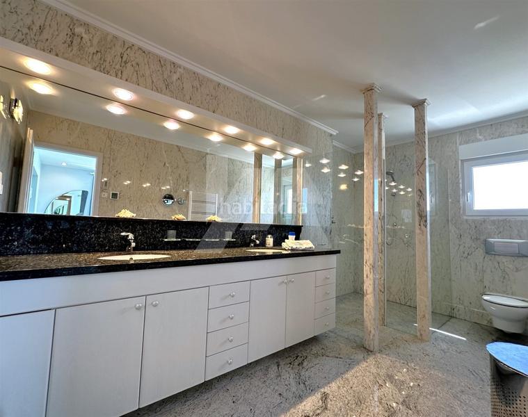 Foto 4273e07d-c5e9-4c75-af6e-596ba85e9539. Xalet amb calefacció aparcament piscina a Paichi Moraira