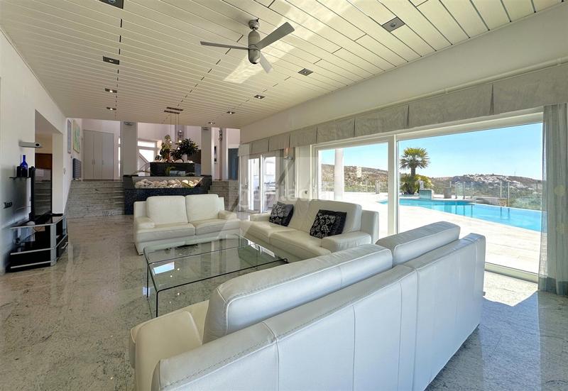 Foto 9402af4c-2f1b-485e-bdef-622ac1318f68. Xalet amb calefacció aparcament piscina a Paichi Moraira