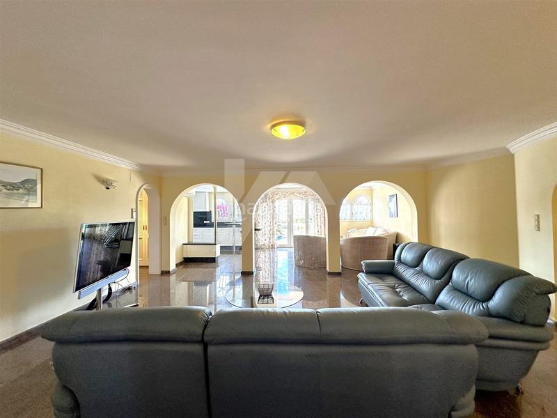 Foto d9244ba7-1e96-46d5-bbb8-ad0fcca3b74f. Chalet with heating parking pool in Cala Advocat-Baladrar Benissa