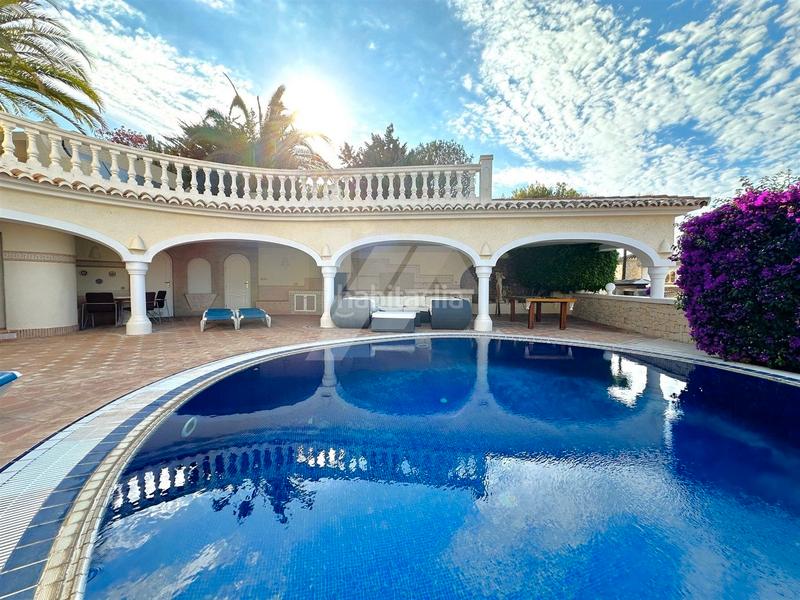 Foto 4d42aeb0-ba27-4bbb-b018-2f4877132ca0. Chalet en Cala Advocat-Baladrar Benissa