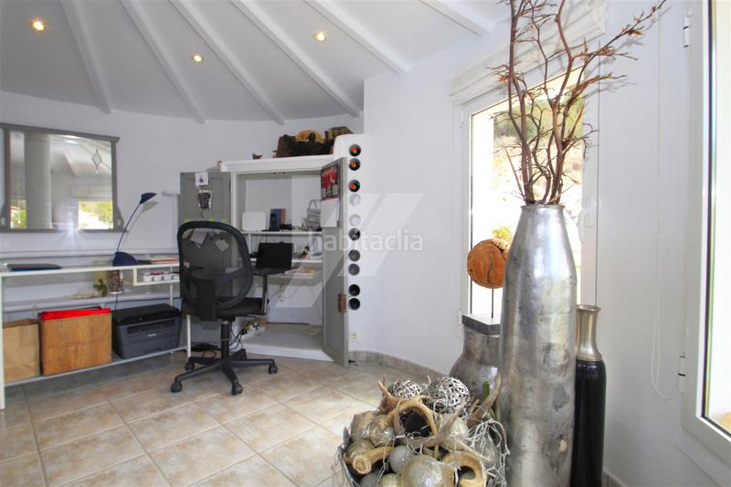 Foto 375ab202-e8b9-4525-8ddf-bd1fdfdbf79f. Chalet con riscaldamento parcheggio piscina in La Viña-Montemar-San Jaime Benissa