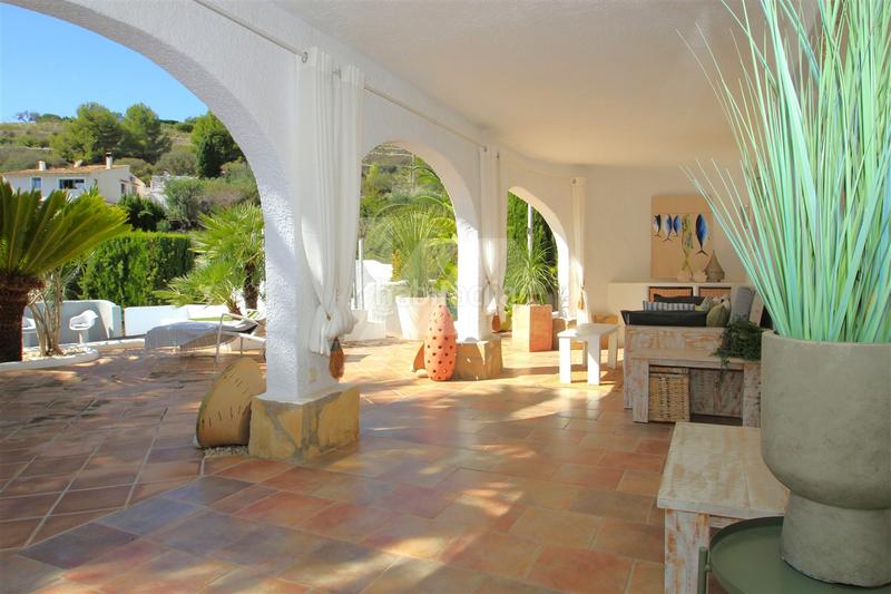 Foto 3f7de28f-5b8f-4118-8b90-3d0bdc0e012f. Chalet con riscaldamento parcheggio piscina in La Viña-Montemar-San Jaime Benissa