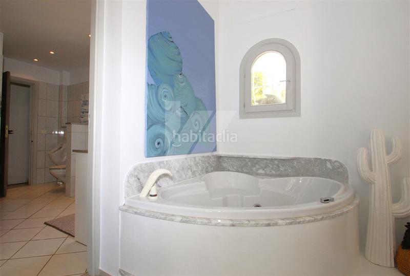 Foto e7351d1e-ae39-4b74-9633-5c4a6d25f856. Chalet con riscaldamento parcheggio piscina in La Viña-Montemar-San Jaime Benissa