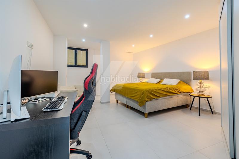 Foto 059cb334-acee-4deb-b080-249673fbf394. Chalet mit heizung parking pool in La Fustera Benissa