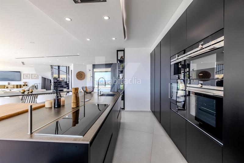 Foto 0fcd4da5-97b1-4932-bea0-1ded14828fd8. Chalet mit heizung parking pool in La Fustera Benissa