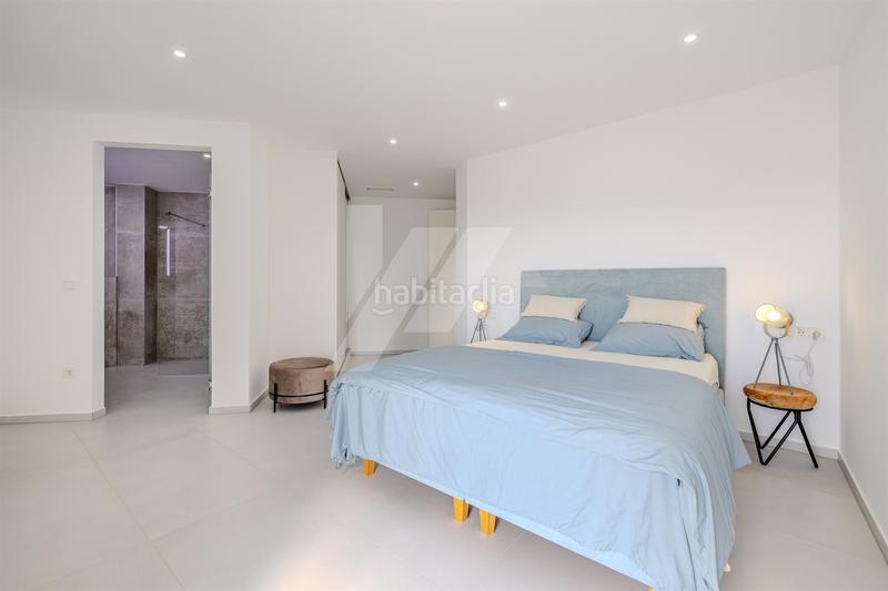 Foto b809de03-f5ee-4783-89e4-19a45b98347f. Xalet amb calefacció aparcament piscina a La Fustera Benissa