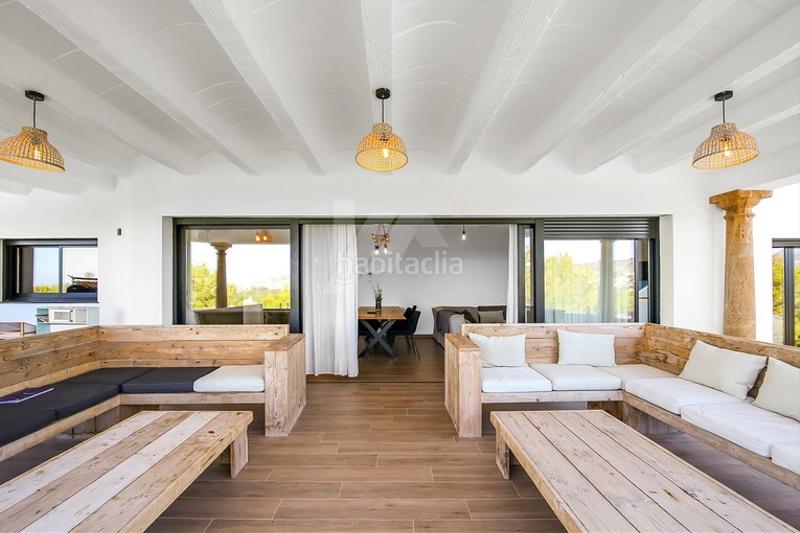 Foto 44cc46f2-6ea1-469f-bce8-ae19b676026e. Chalet mit heizung parking pool in Centro Ciudad Xàbia