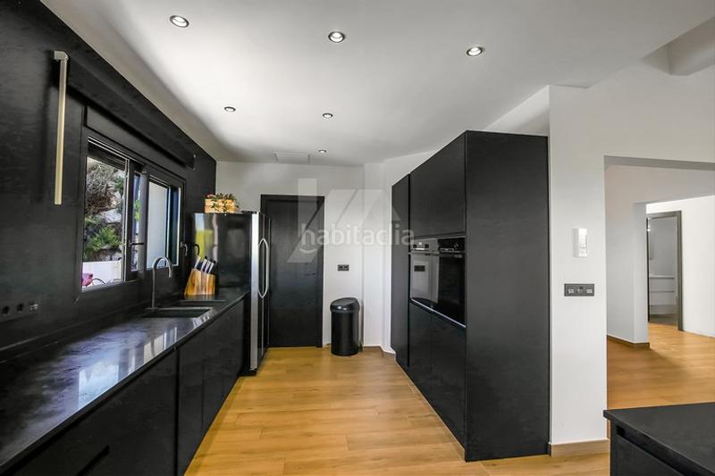 Foto b3bdfc1c-b2cf-40e5-a6b4-98d2b825d794. Chalet mit heizung parking pool in Centro Ciudad Xàbia