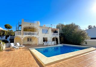 Chalet à Cala Advocat-Baladrar