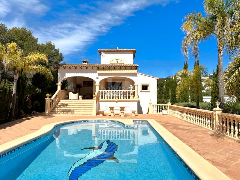 Foto 00afcf7c-4b04-4d3f-9f6d-7477ecbee805. Chalet con riscaldamento parcheggio piscina in Pinar de Advocat-Cometa Moraira