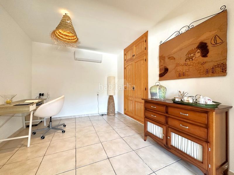 Foto eb8dd69b-6c9e-4179-b95d-3b66de761349. Country house with heating parking in Centro Poble Nou de Benitatxell (el)