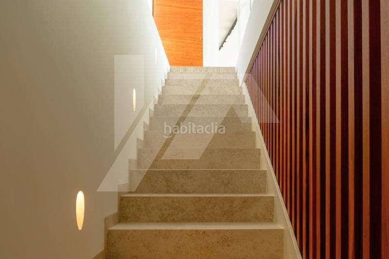 Foto 86a3030b-686d-4c3b-b7fc-ced28d552447. Chalet en La Fustera Benissa