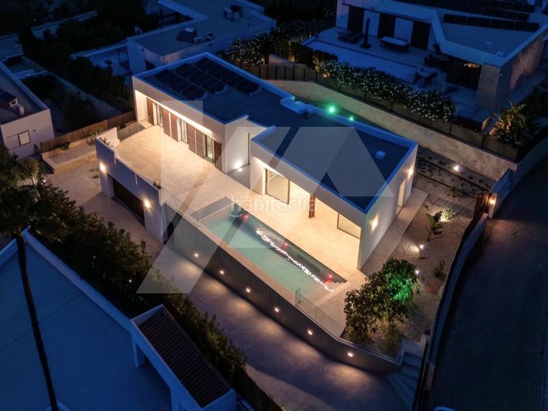 Foto dc08147b-73ba-4317-8318-d429294d899c. Chalet en La Fustera Benissa