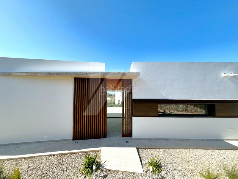 Foto 2e12ba53-cc32-4568-88c8-07998b17cc18. Chalet con riscaldamento parcheggio piscina in La Fustera Benissa